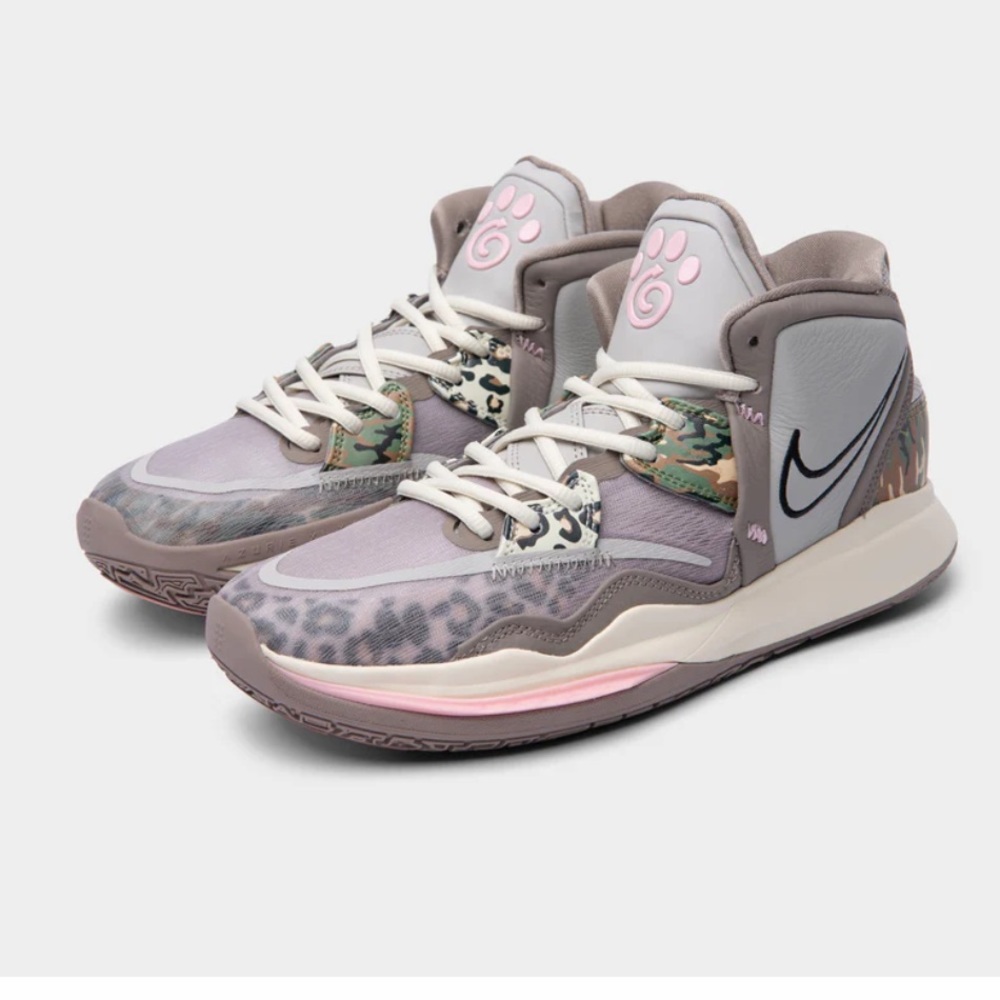 NIKE KYRIE INFINITY